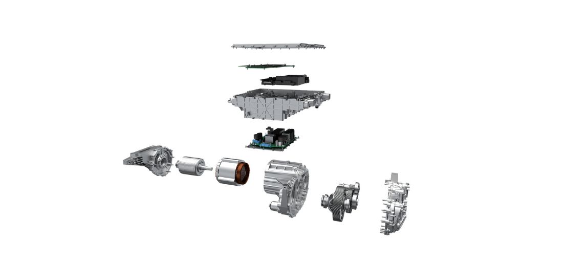Groupe motopropulseur électrique 8-en-1